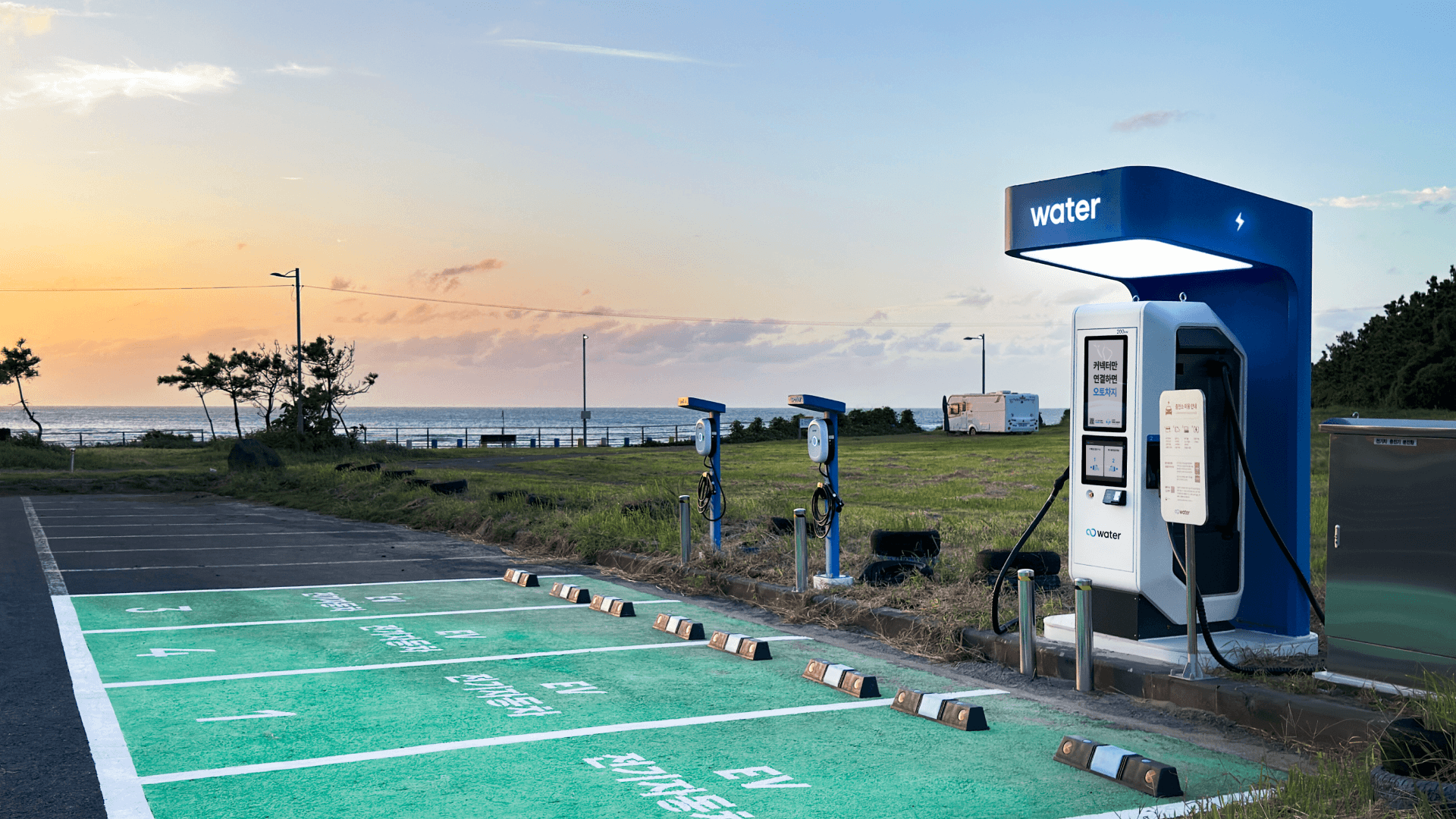 prod/boards/1764660596568-제주 김녕리공영주차장.png